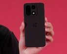 O OnePlus 15 (foto) é um dos muitos celulares emblemáticos que foram apresentados no evento (Fonte da imagem: Qualcomm)