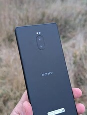 Protótipo do smartphone Sony Xperia 5G. (Fonte da imagem: OLX)