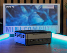 A AOOSTAR não espera que os mini PCs Strix Point cheguem às prateleiras antes de outubro (Fonte da imagem: Notebookcheck)