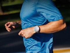 O Amazfit Balance (foto) é um dos dez smartwatches da marca, que receberão sua última atualização de segurança em 2025. (Fonte da imagem: Amazfit)