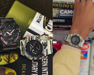 Na foto, o Casio G-Shock GA-2100CM-8A e GA-2100CM-5A (à esquerda) e o GA-2100CM-5A (à direita).