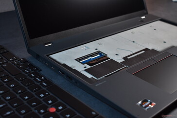 Lenovo ThinkPad T16 Gen 2: teclado substituível pelo usuário