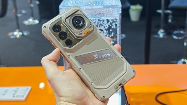 Um modelo de demonstração do Xsnap 7 Pro na IFA.