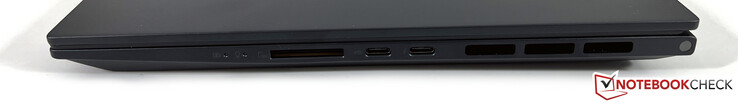 À direita: Leitor de cartão SD (UHS-II), USB-C 3.2 Gen.2 (10 Gbps, fornecimento de energia, modo DisplayPort ALT), USB-C 4.0 com Thunderbolt 4 (40 Gbps, fornecimento de energia, modo DisplayPort ALT)