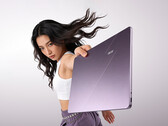 O Wildcat Lake Go Air pesa cerca de 2,62 libras. Na foto: uma imagem promocional destacando o design fino e leve.
