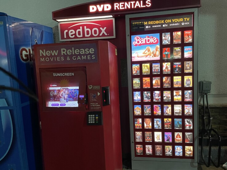 Uma estação de aluguel de DVD em frente a um supermercado em Las Vegas. (Foto: Andreas Sebayang/Private)