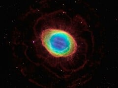 Uma imagem que mostra a Nebulosa do Anel.