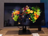 Protótipo de monitor para jogos com o painel LCD 8K 120 Hz da BOE (Fonte da imagem: 8KAssociation no YouTube)