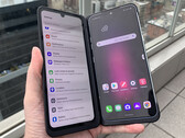 O LG V60 é o primeiro dispositivo da empresa fora da Coréia do Sul a receber Android 11. (Fonte da imagem: PCWorld)