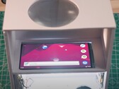 Projetores DIY não são novidade, mas o senhor não precisa de habilidades do nível do DIY Perks para construir este (Fonte da imagem: Huy Vector via YouTube)