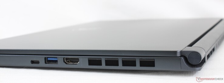 Certo: USB-C + Thunderbolt 4 c/ DisplayPort e Fornecimento de energia, USB-A 3.2 Gen. 1, HDMI 2.0