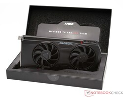Testando a AMD Radeon RX 7800 XT: unidade de teste fornecida pela AMD Alemanha