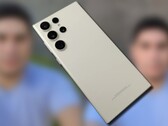 A câmera Samsung Galaxy S23 Ultra foi testada contra uma câmera de auto-fidelidade do Google Pixel 7 Pro. (Fonte da imagem: @edwards_uh - editado)