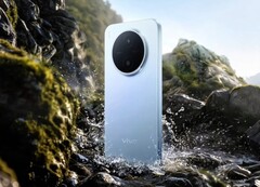 O Vivo Y600 Pro está disponível em três cores: azul, roxo e branco.