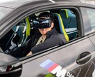 O BMW M Drift + M Mixed Reality permite que os motoristas façam drifting nos mundos real e virtual simultaneamente. (Fonte: BMW)