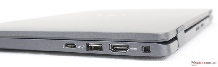 Certo: USB-C c/ Thunderbolt 4 + Power Delivery + DisplayPort, USB-A 3.2 Gen. 1, HDMI 2.0, trava em forma de cunha