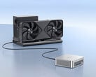 O Peladn WO5 possui uma porta USB4. Na imagem: o mini PC conectado a uma configuração de eGPU.