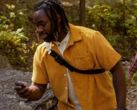 O navegador de mão GPS eTrex Touch da Garmin já está disponível. (Fonte da imagem: Garmin)