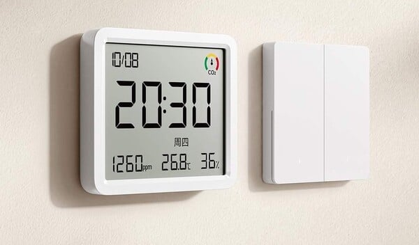 O sensor tem um ecrã de 3,6 polegadas sem retroiluminação.