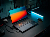 Gigabyte Aorus Master 16 em comparação com laptops RTX 5090. (Fonte da imagem: Notebookcheck)