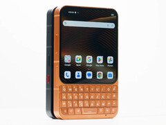 O Titan 2 Elite em suas duas cores aparentes de lançamento.