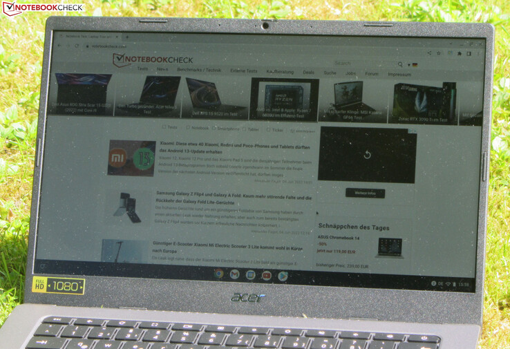 O Chromebook ao ar livre.