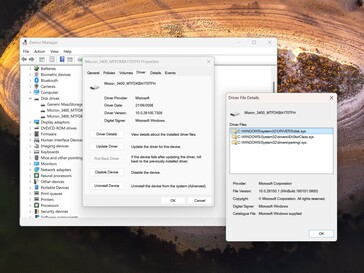 O driver padrão do Windows está ativo antes do hack.