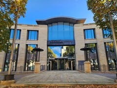 A Rockstar North Studios é mostrada