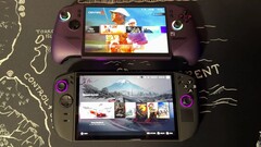 Os consoles portáteis para jogos MSI Claw 8 AI+ e Lenovo Legion Go 2 lado a lado durante uma comparação de desempenho.