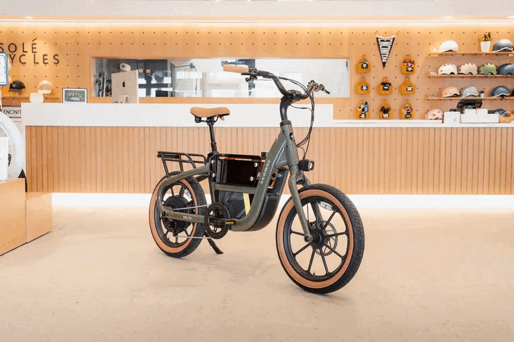 A bicicleta elétrica Segway Muxi possui um motor de cubo traseiro de 750 W