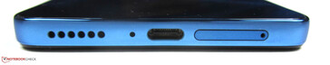 Parte inferior: alto-falantes, microfone, USB-C 2.0, slot SIM/microSD