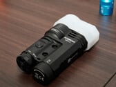 A Acebeam M1 2.0 vem com uma tampa difusora.