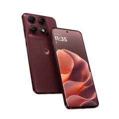 O Motorola Edge 70 Pro+ em Pantone Zinfandel.
