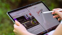 Samsung Galaxy Tab S10 FE Plus em análise. (Fonte da imagem: Marcus Herbrich)