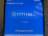 O Snapdragon 8 Gen 3 já está provando ter um bom desempenho, mesmo em uma amostra de engenharia. (Fonte da imagem: Kuan via @TECHINFO45 e @yabhishekhd)