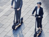 O Xiaomi Electric Scooter 4 Pro (2ª geração) foi lançado mundialmente em maio do ano passado. (Fonte da imagem: Xiaomi)