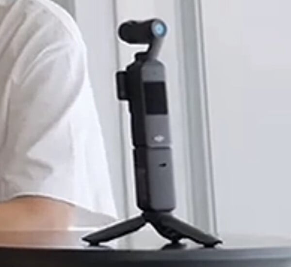 Uma segunda imagem de alegoria mostrando o DJI Osmo Pocket 4 também surgiu em agosto. (Fonte da imagem: via Fixed Focus Digital)