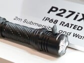 A Nitecore P27iX é uma nova lanterna EDC com classificação IP68