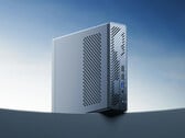 O MS-01 SE pode ser equipado com até 64 GB de memória RAM DDR4. Na foto: uma imagem promocional mostrando a parte frontal do mini PC.