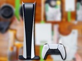 A PlayStation 5 já foi revisada menos de um ano desde seu lançamento original em novembro de 2020. (Fonte da imagem: Sony/Austin Evans - editado)