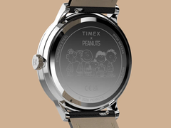 Peanuts x Timex Waterbury Classic – parte traseira da caixa