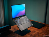 Mais fino e com OLED, mas apenas o laptop RTX 5070 - Razer Blade 14 2025 Review