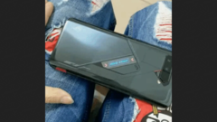 Um recente vazamento do ROG Phone 5. (Fonte: YouTube)
