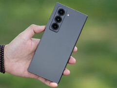 O Galaxy Z Fold Special Edition é atualmente o dobrável mais fino da Samsung. (Fonte da imagem: Fenibook)