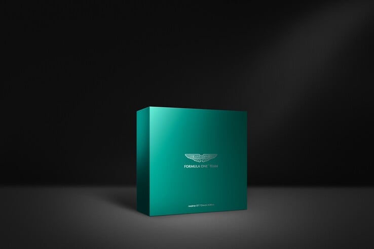 O Realme GT 7 Dream Edition pode ter um design personalizado inspirado na Aston Martin. (Fonte da imagem: Jacky no Weibo)