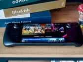 Um dispositivo Steam Deck sentado em uma mesa (Fonte da imagem: Georgiy Lyamin via Unsplash)