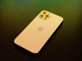 O iPhone 12 Pro Max nem sempre usa suas lentes teleobjectivas para tirar fotos com zoom. (Fonte de imagem: Martin Sanchez)