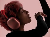 Os AirPods Max receberão carregamento USB-C até o final de 2024. (Fonte: Apple)