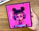 Espera-se que o sucessor do Galaxy Z Fold7 (foto aqui) ofereça uma tela totalmente sem vincos, semelhante ao primeiro iPhone Fold da Apple. (Fonte da imagem: Techdroider)