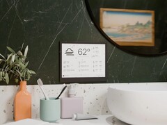 O TRMNL X (na foto) é uma tela de tinta eletrônica inteligente maior. (Fonte da imagem: TRMNL)